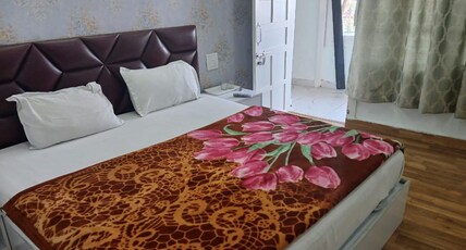 Hideout BNB Room Type - Bedroom 1