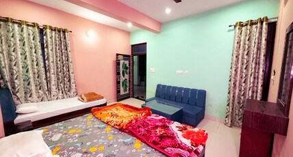 JK ROYAL PALACE AND LODGE Room Type - Deluxe Triple Bedroom (AC)