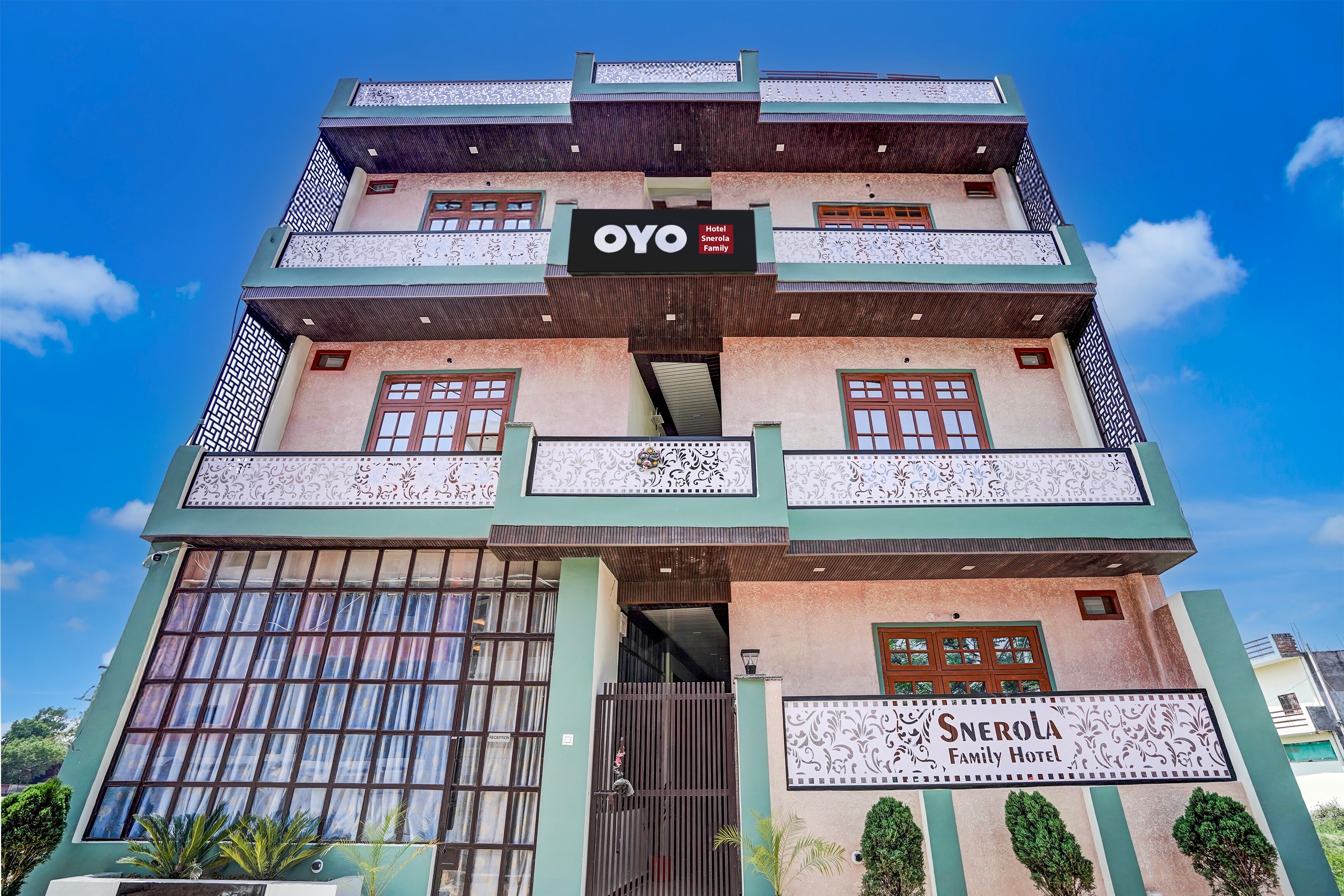 Hotel O Snerola Family Hotel - Tap to explore photos