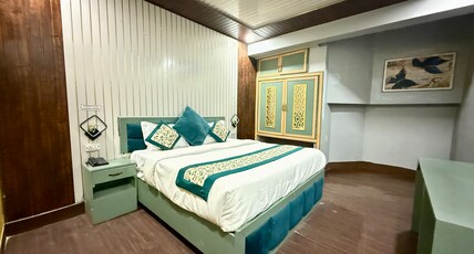 Hi Hotel By Madras(1.2 km from Triveni Ghat) Room Type - Delux Room
