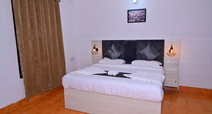 GILDEN HOTEL & RESTAURANT Room Type - Deluxe Room