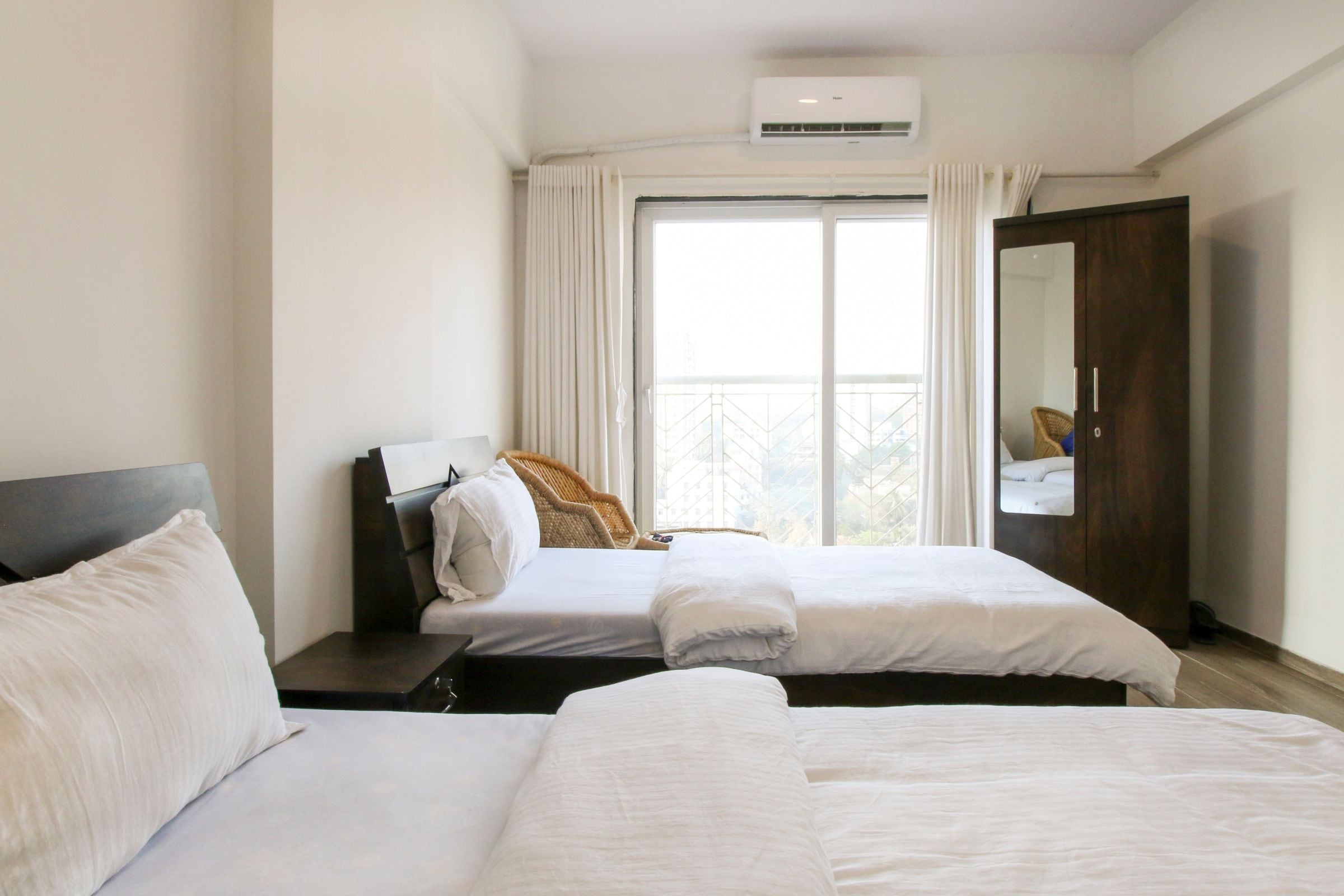 Astha home Service apartment in Goregaon - Tap to explore photos