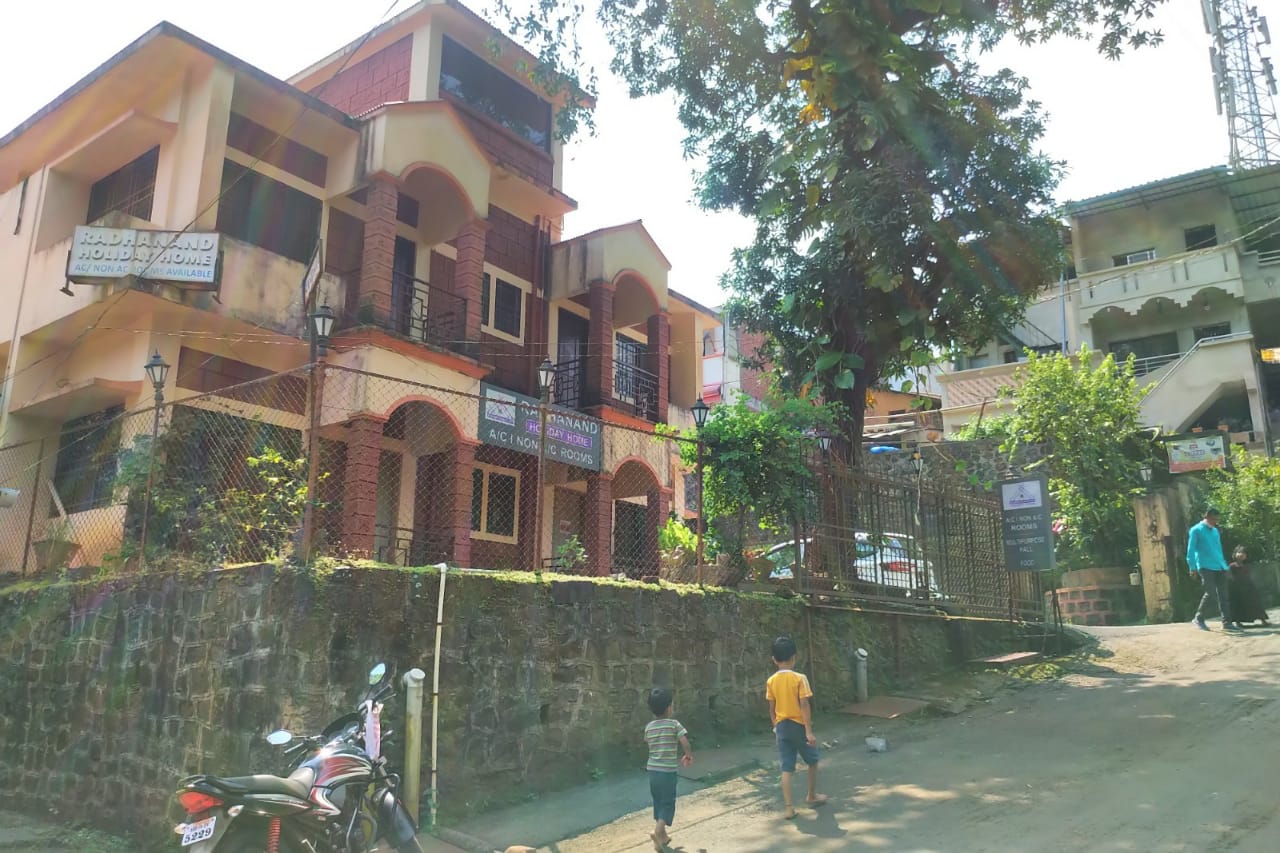 Radhanand Holiday Home - Tap to explore photos
