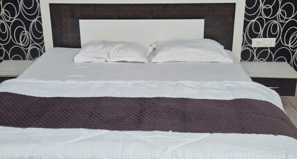RS Hotel Room Type - Standard Room