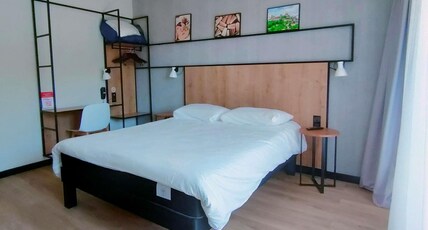 ibis Brive Centre Room Type - Standard PRM room with 1 double bed
