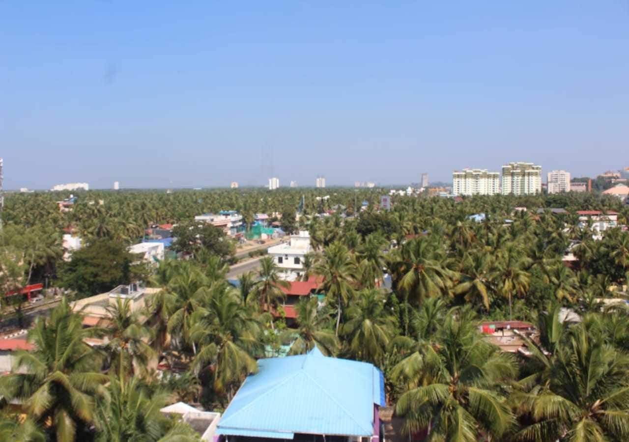 Nila Stays - Nearby Technopark and Infosys - Tap to explore photos