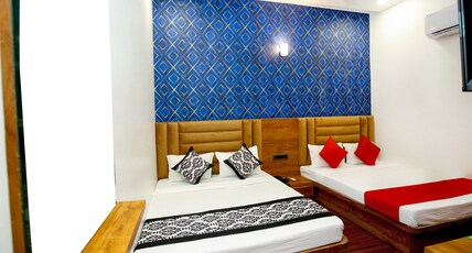 Hotel 4S NIWAS Room Type - Superior Family Room Hotel 4S NIWAS Room Type - Superior Family Room