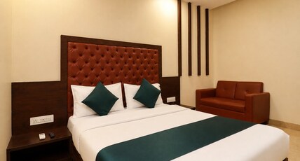 BKC Suite, Mumbai Room Type - Deluxe Triple Room