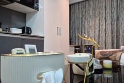 Prestige by Zenith | 38th Floor River View Studio | Sector 94 Noida