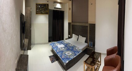 Hotel Simran Palace Room Type - Standard AC Room