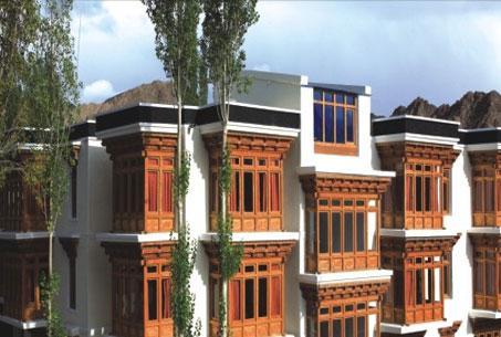 Hotel Munshi Continental - Tap to explore photos