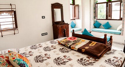Whereabout Hostel |Rooftop Restaurant at Lake Pichola| Room Type - Superior Presidential Ensuite