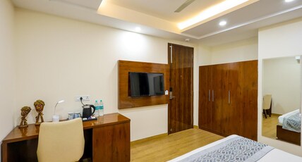 Nikko Palm Room Type - Deluxe Double Room