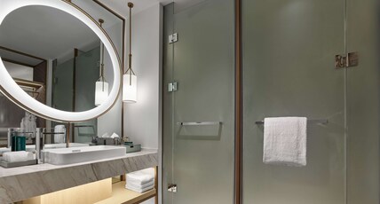 DoubleTree by Hilton Nanning Wuxiang Room Type - TWIN SUPERIOR ROOM