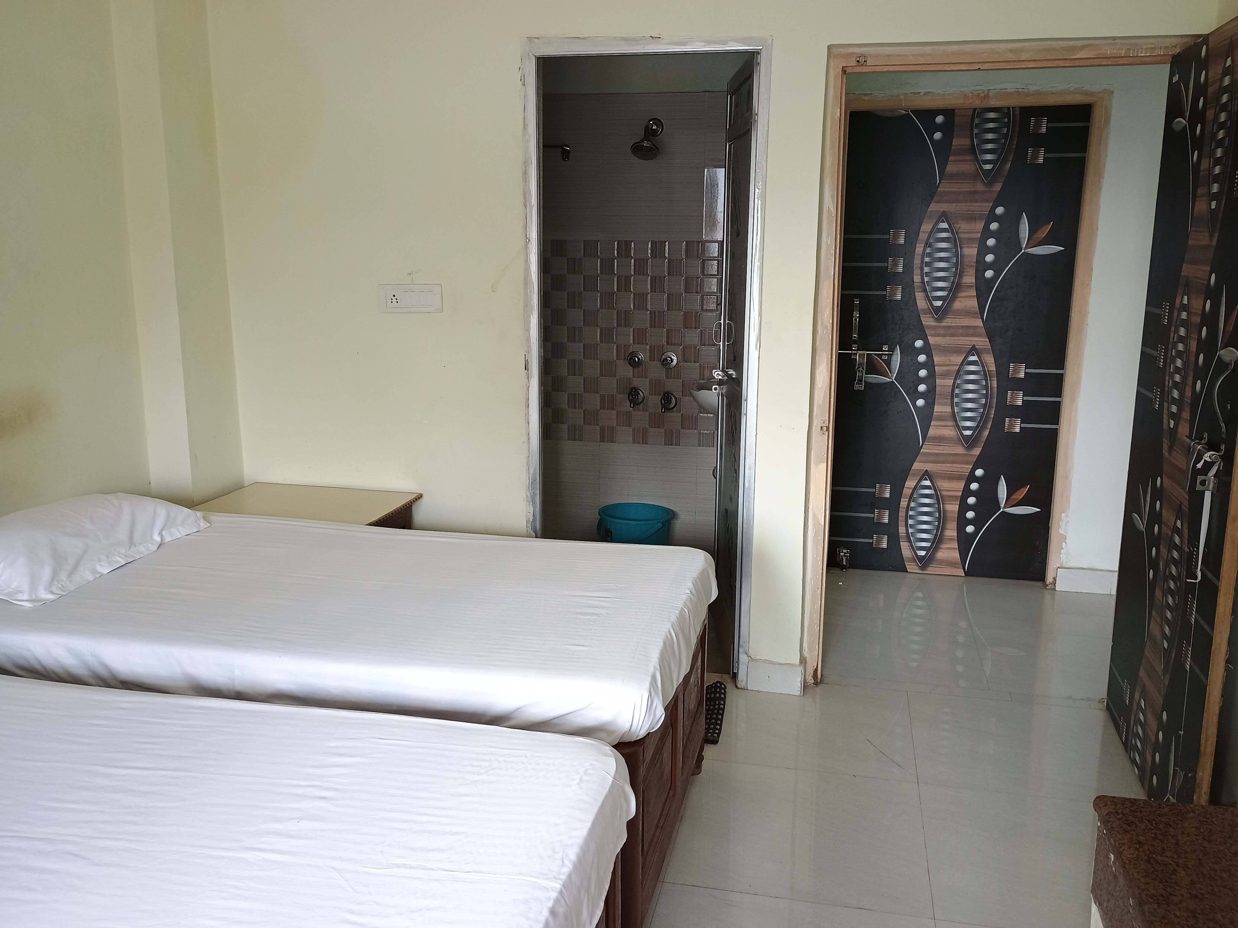 Buddha ashram guest house, bodhgaya - Tap to explore photos