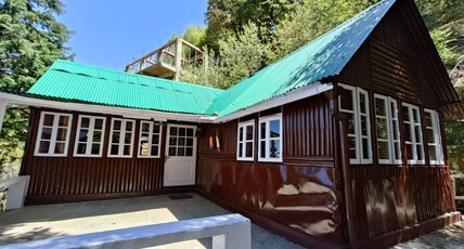Kumaon Roop Resort Room Type - Luxury Log hut Suite