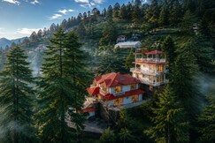 Vibhasa-The Scenic Solitude 5 Br Grandeur Villa near Kainchi