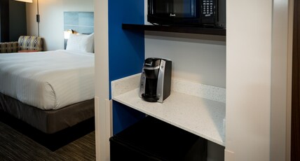 Holiday Inn Express NORTH AUGUSTA - SC Room Type - 1 King Bed Standard