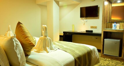 Pearl City Hotel Room Type - Deluxe Single Room