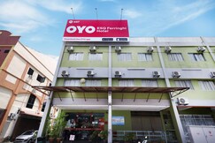 Collection O Batu Ferringhi Beach formerly ESQ Ferringhi