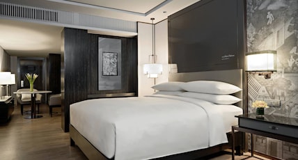 JW Marriott Hotel Bangkok Room Type - Executive lounge access, 2 Bedroom Connecting Suite, Bedroom 1: 1 King, Bedroom 2: 2 Twin JW Marriott Hotel Bangkok Room Type - Executive lounge access, 2 Bedroom Connecting Suite, Bedroom 1: 1 King, Bedroom 2: 2 Twin