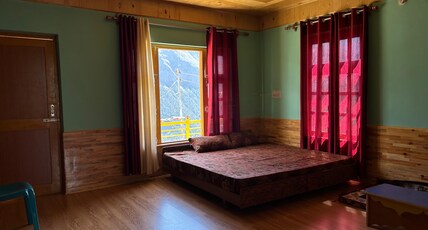Valley View Homestay Fuktal Room Type - Balcony Room