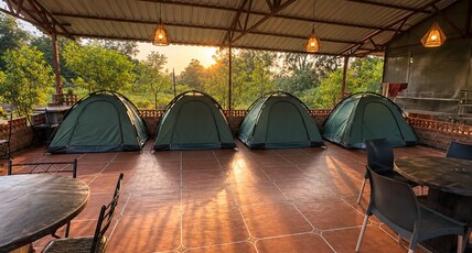 Delight farmstay Room Type - Premium Cosy Tent 