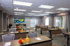 Hampton Inn & Suites Raleigh/Cary I-40 (PNC Arena)