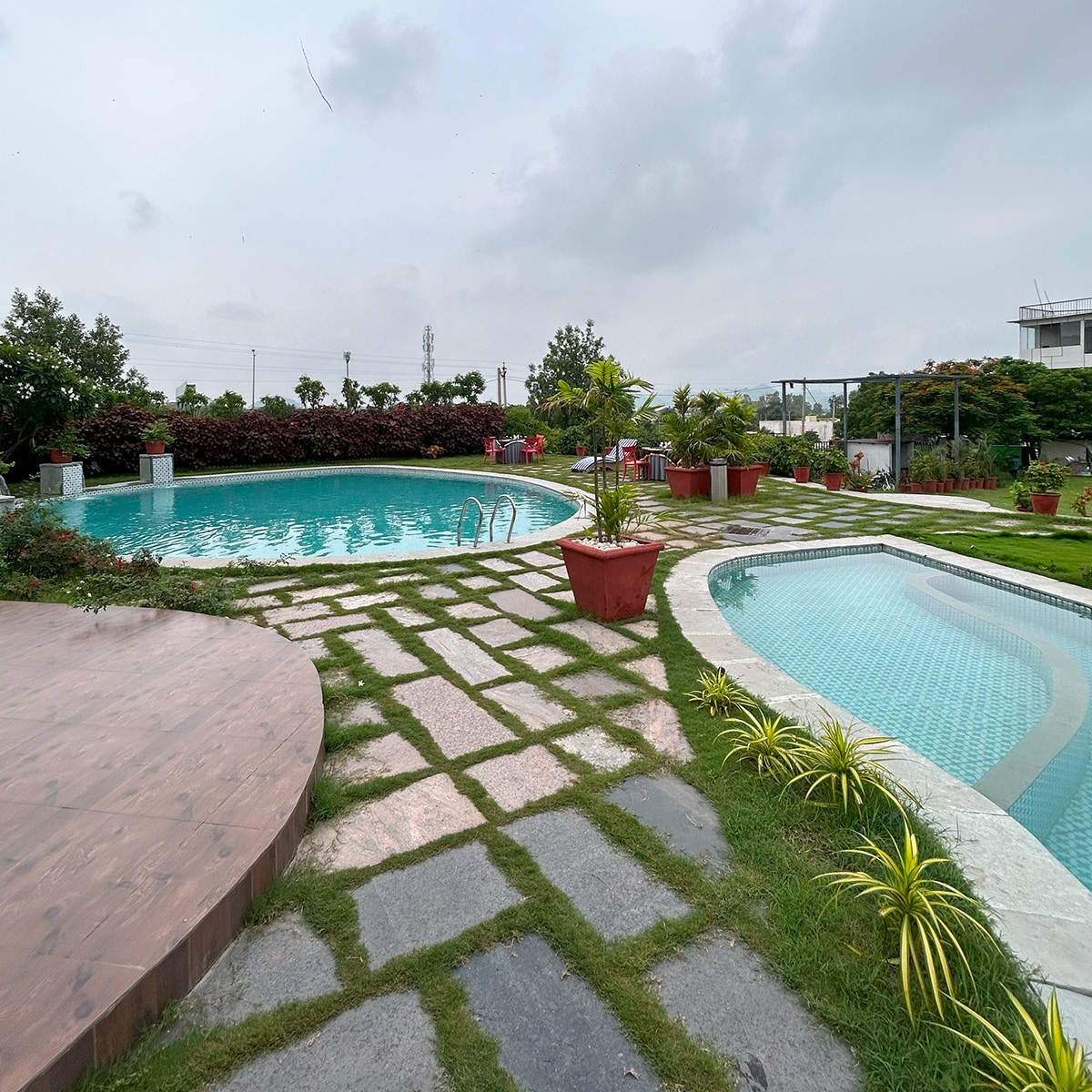 PARIM PARK RESORT - Tap to explore photos
