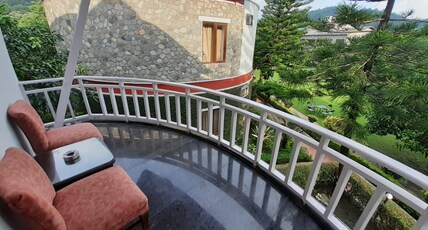 Wood Castle Spa Resort- A River Access Property Room Type - Family Cottage (For 5 Person)