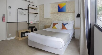 Izzy Hotel Room Type - Standard Room 