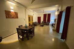 Brindalay -beautiful 2 bedroom furnished apartment