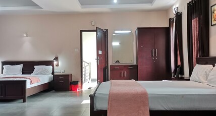 Green Peace Holiday Home | Rooms & Caretaker Room Type - Deluxe Twin bed with Balcony and mountain view Green Peace Holiday Home | Rooms & Caretaker Room Type - Deluxe Twin bed with Balcony and mountain view