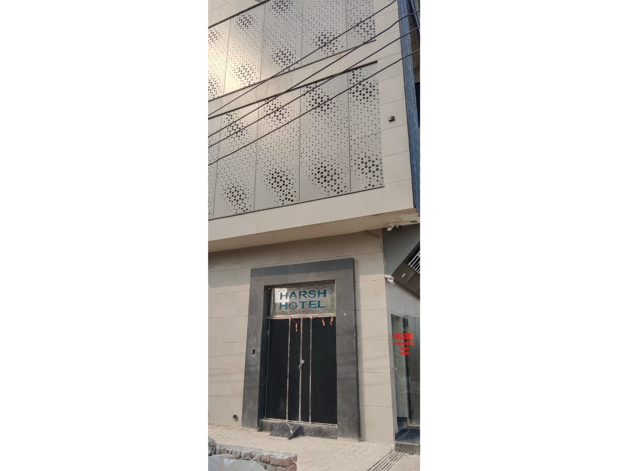 Harsh Hotel - Tap to explore photos