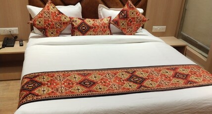 JR Grand by Osahan Room Type - Deluxe AC Suite