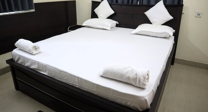 Shree Laxmi Guest House Room Type - Standard Double AC