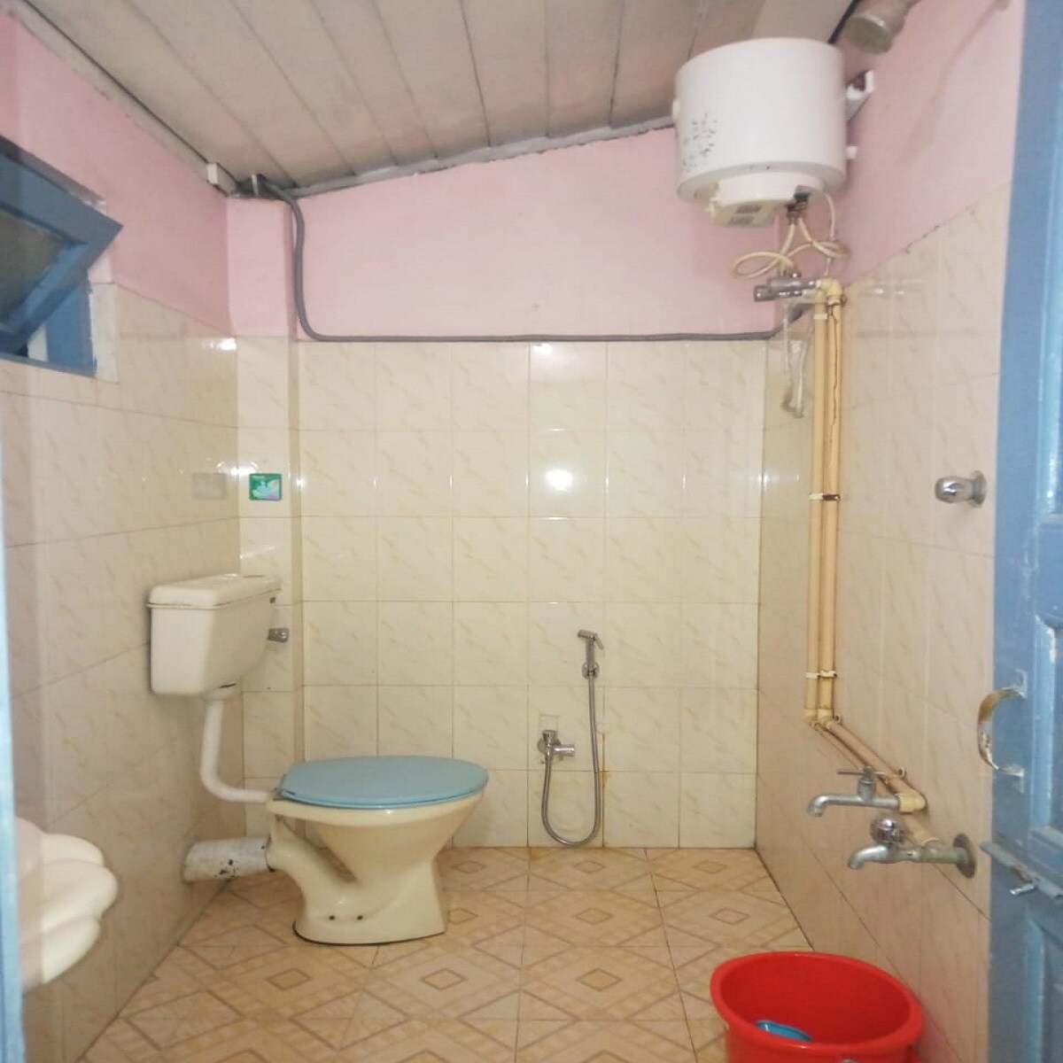 Aranya Darshan Homestay - Tap to explore photos