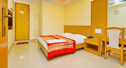 Hotel Sarita Room Type - Deluxe AC Room