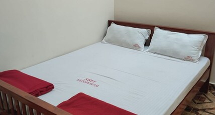 Sreevaishnavam Room Type - Double Room with AC Non Attached