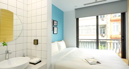 Wil'que Hotel Hanoi Room Type - Premium King City View Wil'que Hotel Hanoi Room Type - Premium King City View