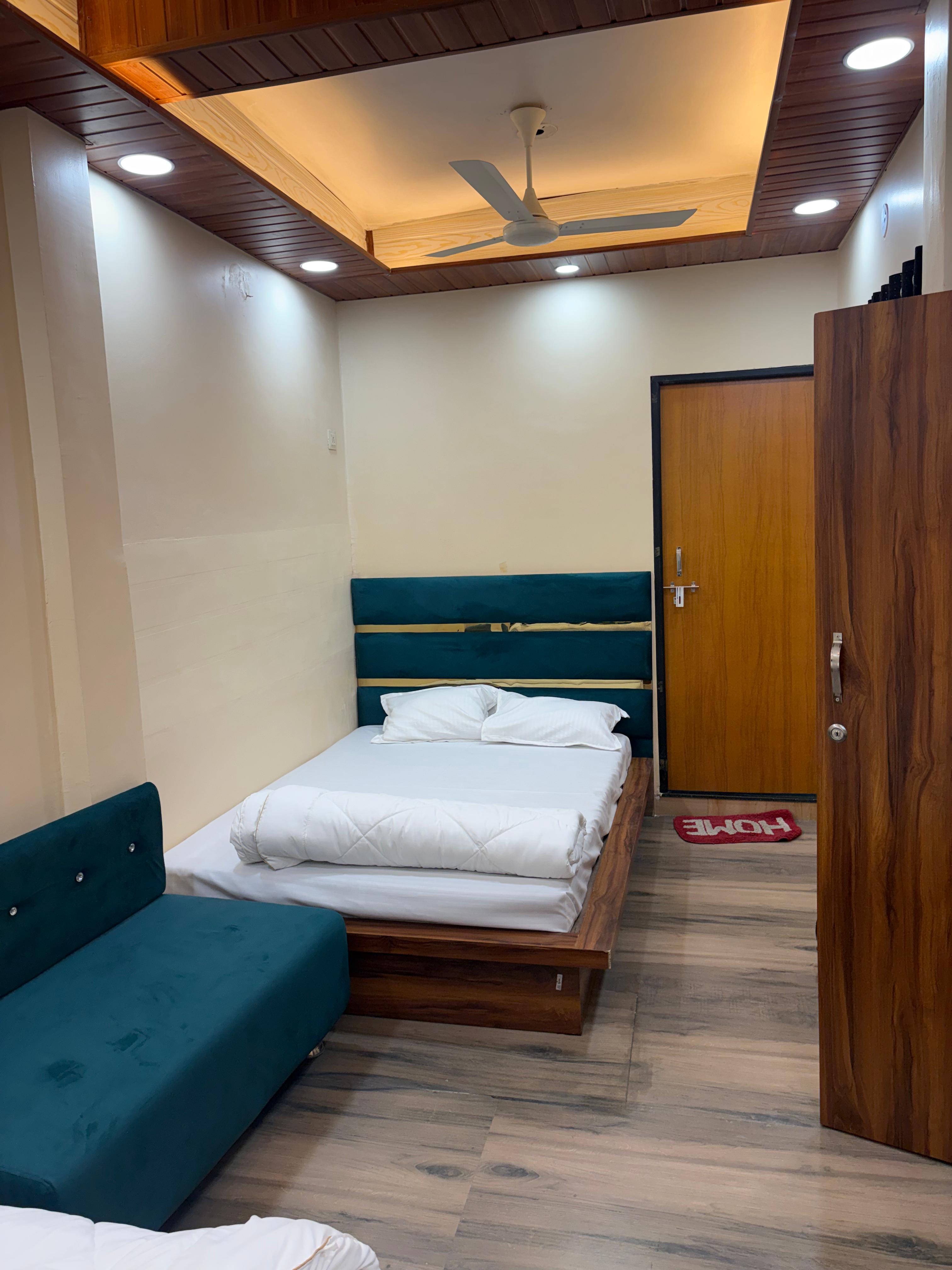 Hotel Bholeshwar - Tap to explore photos