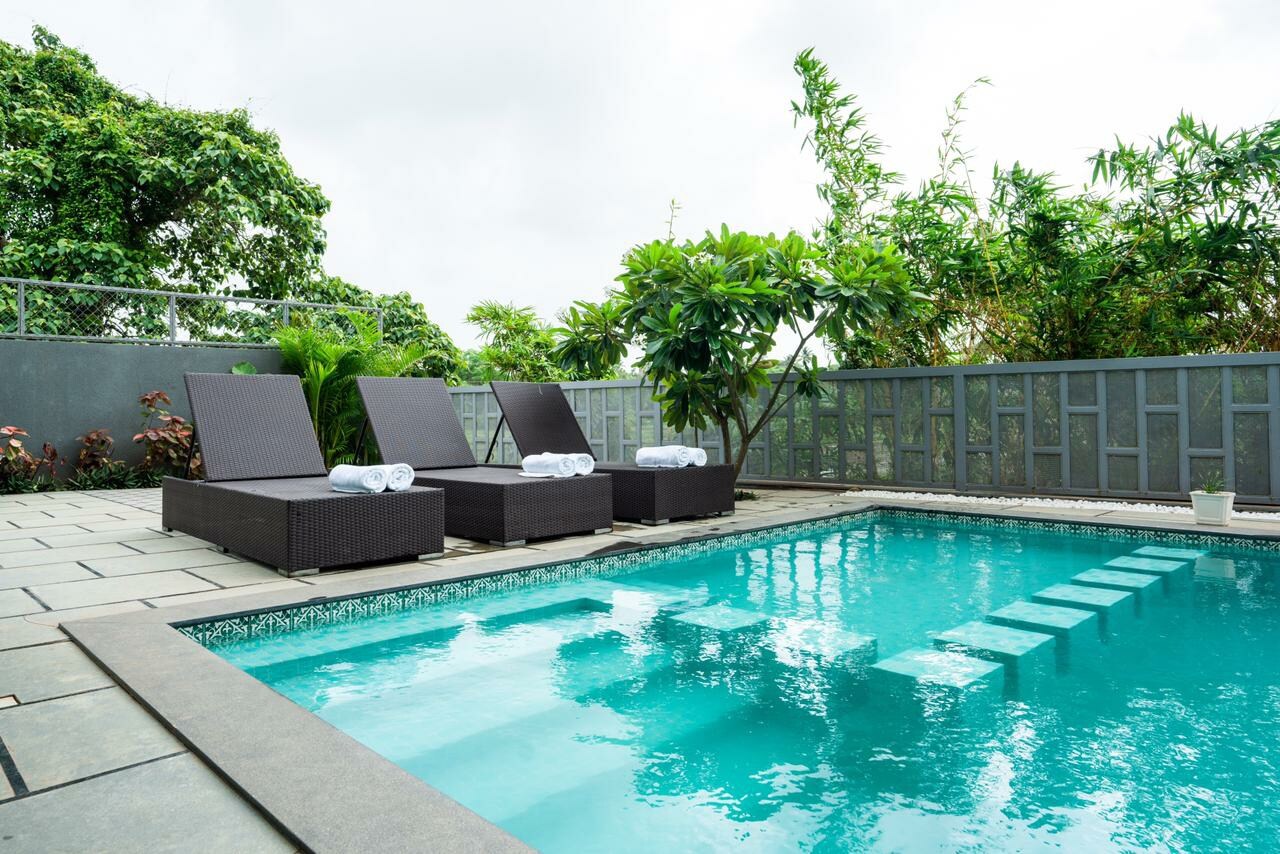 Calangute Luxury 1 BHK Pool Apartment with Gym - Tap to explore photos