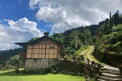 Phamlhakhang Eco Homestay