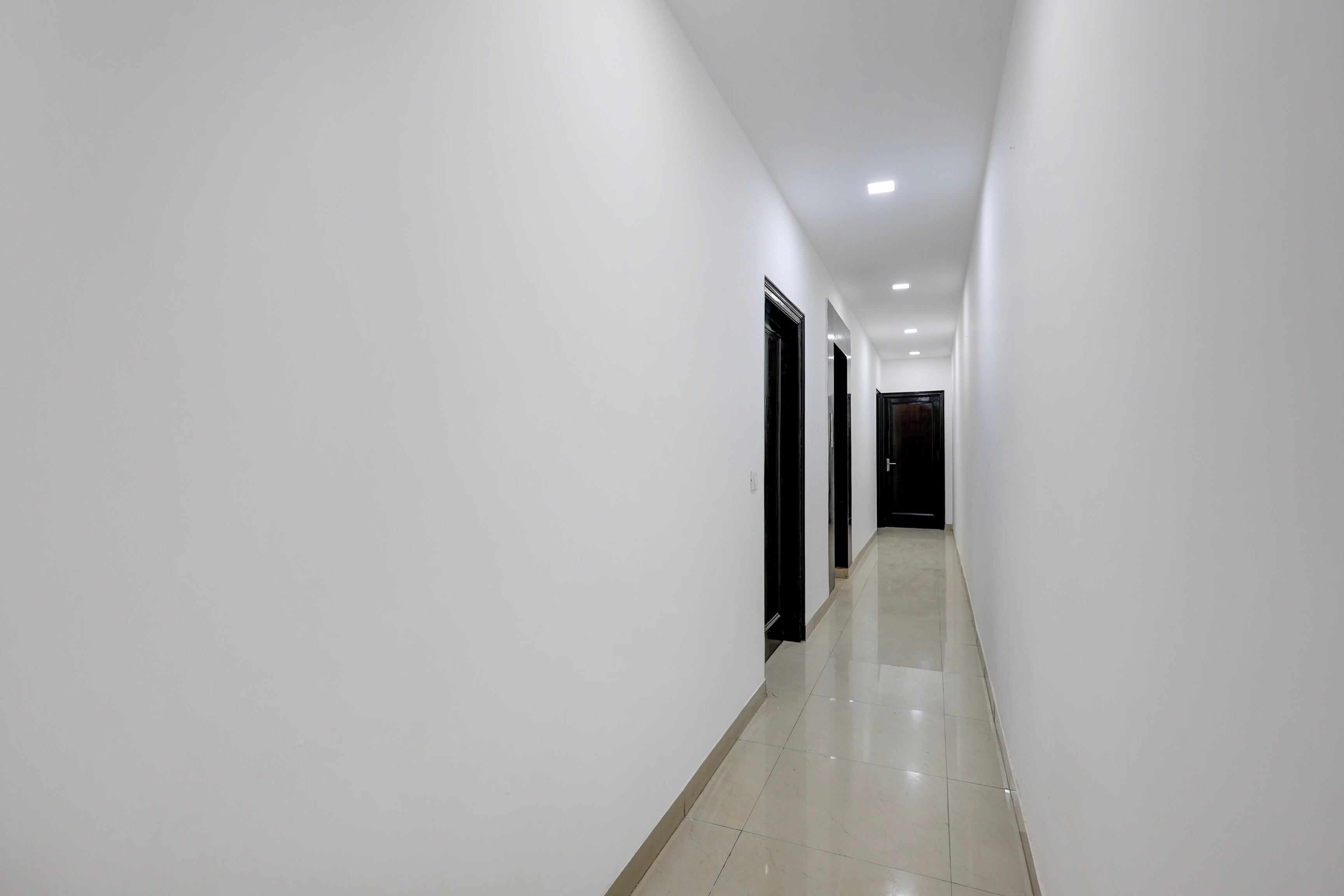 Hotel Unique HomeStay Lajpat Nagar - Tap to explore photos