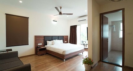 Club Nirvana Boutique Resort (Pure-Veg) Room Type - Luxury Room with Balcony