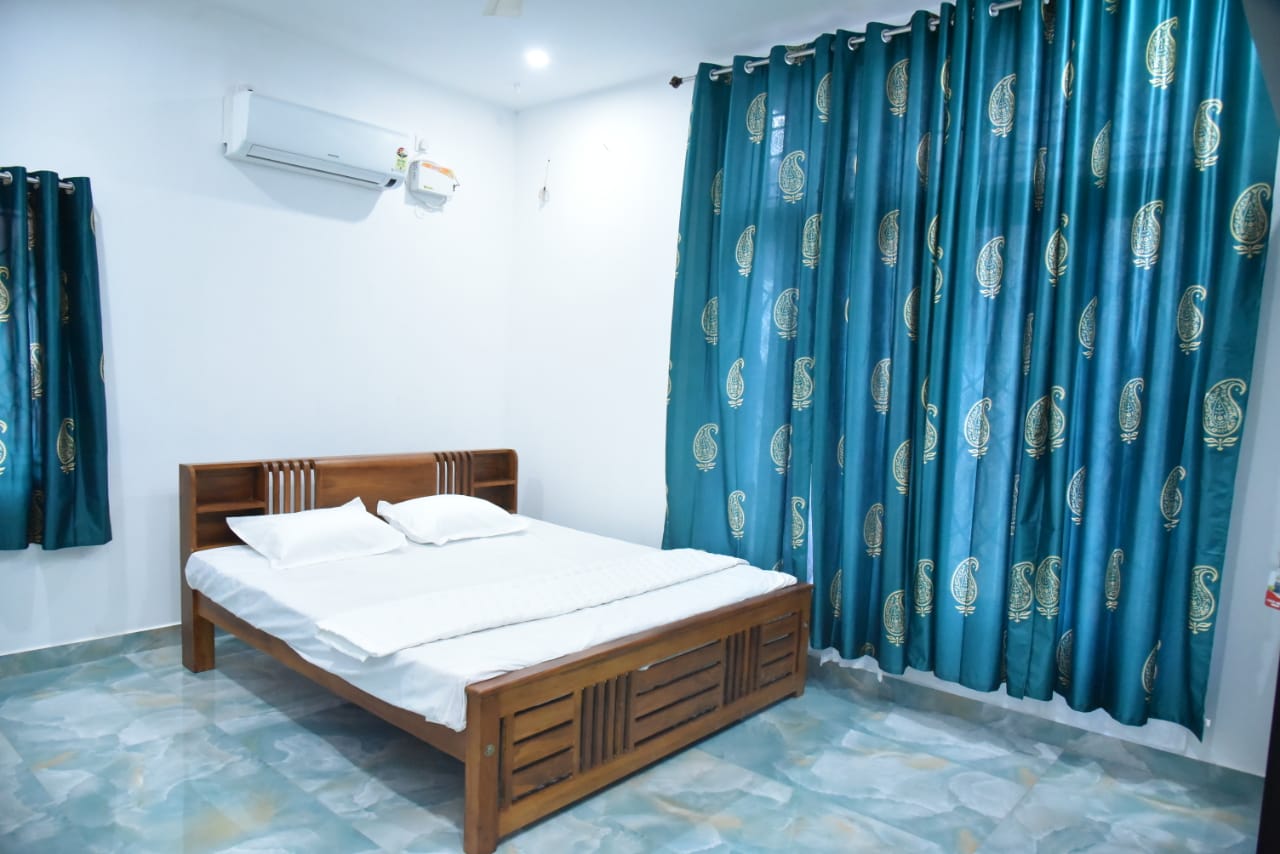 Ramchitras - Tap to explore photos