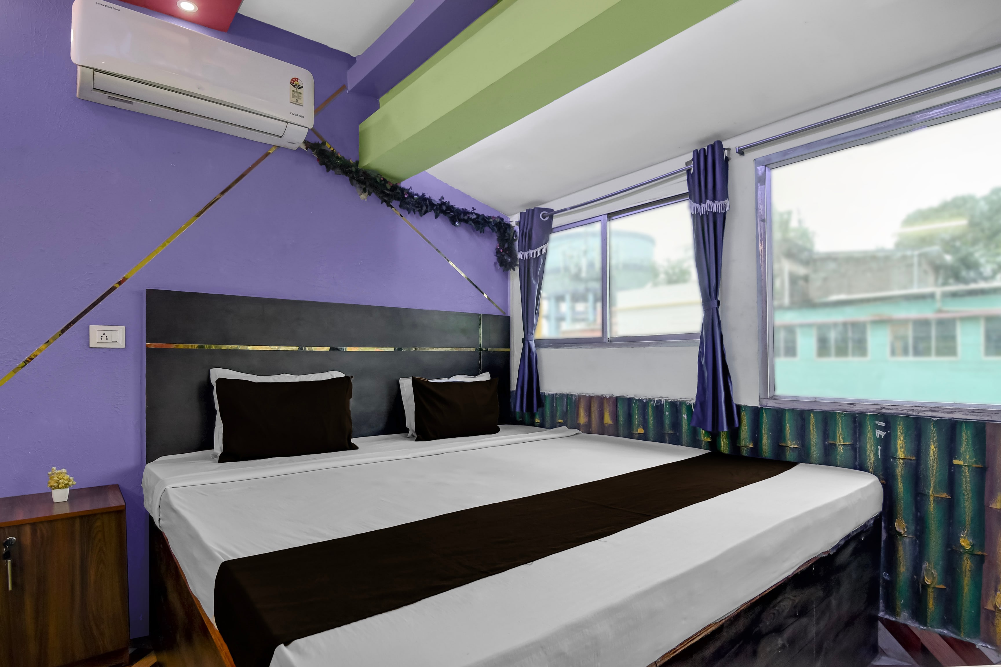 Hotel O Star Mall Kolkata Formerly Dreamland - Tap to explore photos