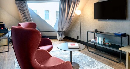 Radisson RED Hotel, Vienna Room Type - Suite