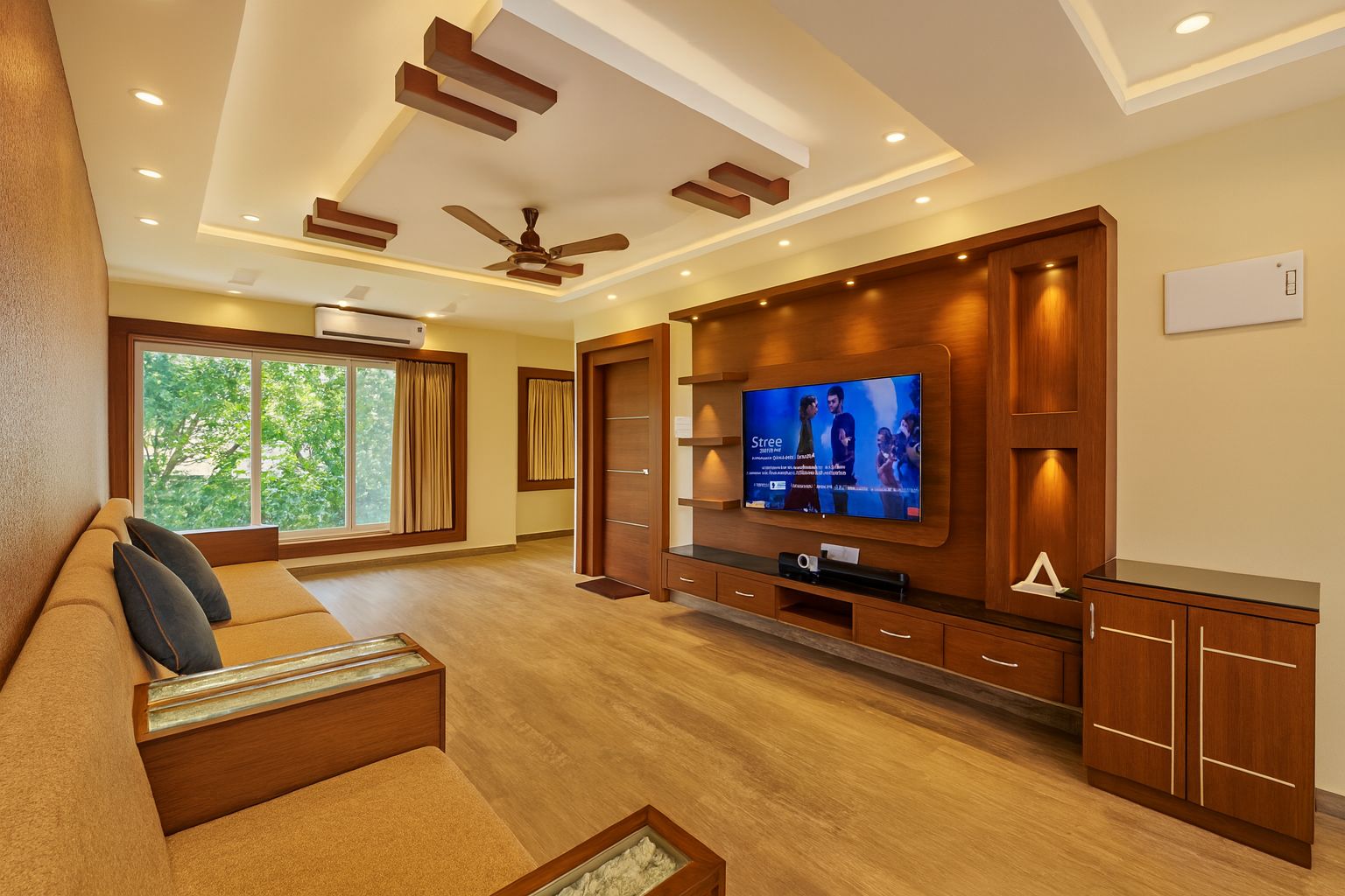Vensa Corporate Inn | Entire 4BHK Apartment | Private Kitchen & Spacious Living Room - Tap to explore photos