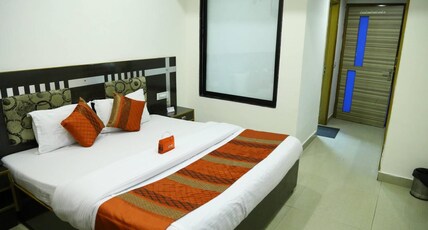 Hotel Citi Heights Room Type - Deluxe room